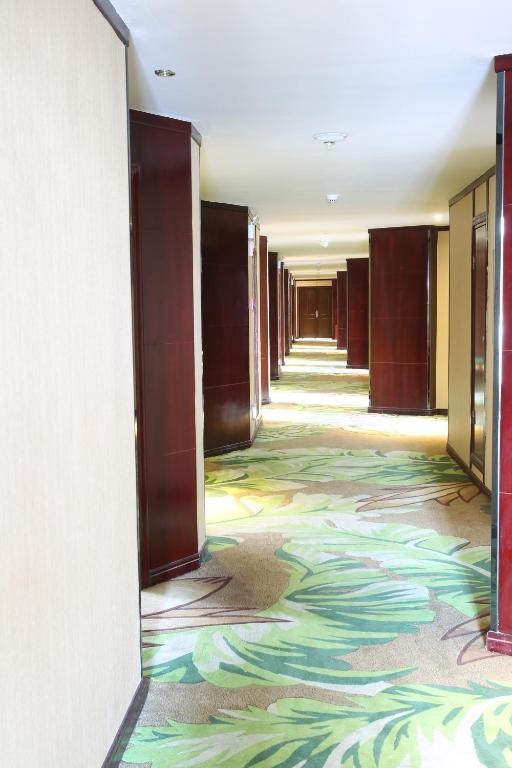 Hawaii Hotel Sanya Exteriör bild